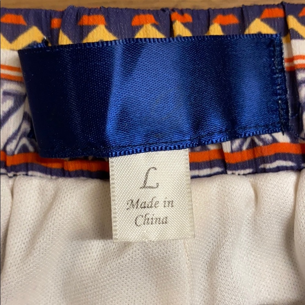 Chiffon Patterned Shorts - Picture 4 of 5